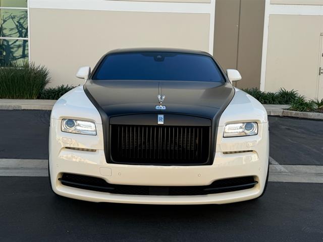 2016 Rolls-Royce Wraith Coupe image 8