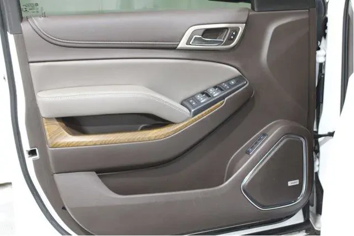 $39982 : GMC Yukon 2019 4x4 Denali 4d image 6