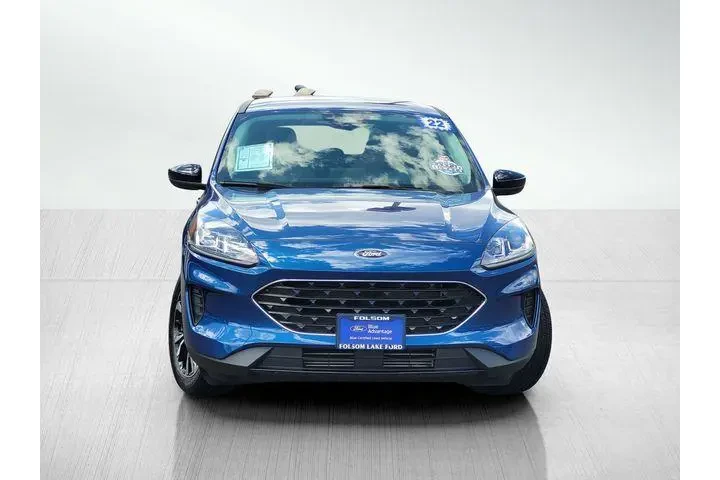 $22340 : Ford Escape 2022 AWD SE 4dr image 1