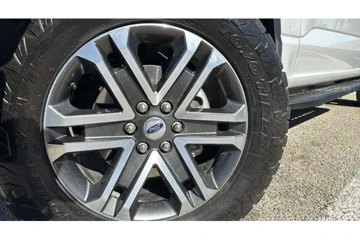 $28888 : Ford F-150 2023 4x2 XL 4dr S image 8