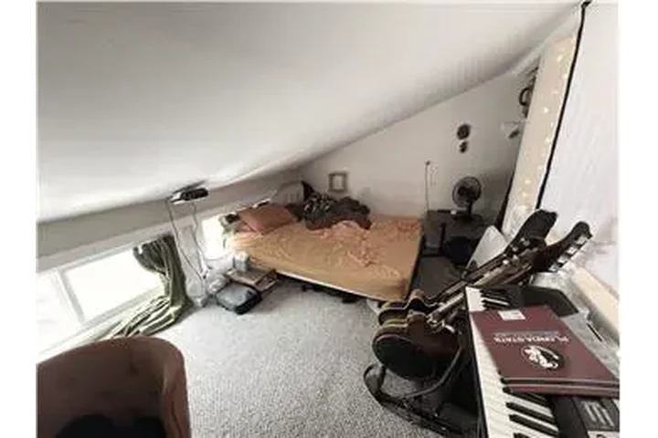 $1650 : Rental property with 0 bedro image 10