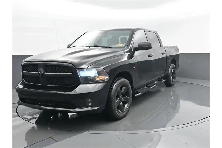$16997 : Ram 1500 2015 4x4 Express 4d image 2