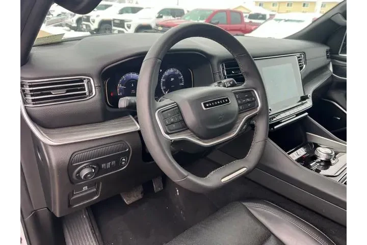$39989 : Jeep Wagoneer L 2024 4x4 Ser image 9