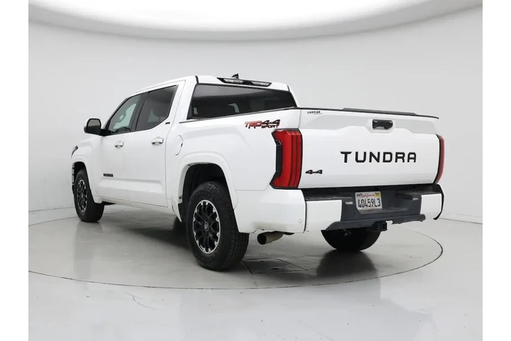 $31998 : Toyota Tundra 2022 4x4 SR5 4 image 2