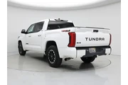 $31998 : Toyota Tundra 2022 4x4 SR5 4 thumbnail