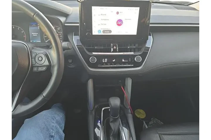 $24998 : Toyota Corolla Cross 2025 LE image 5