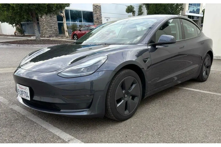 $26500 : Tesla Model 3 2023 4dr Sedan image 1
