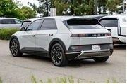 $23992 : Hyundai IONIQ 5 2024 SE 4dr thumbnail