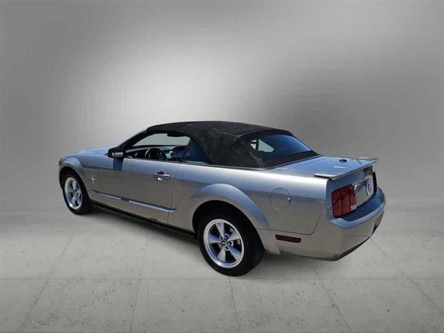 Pre-Owned 2008 Ford Mustang D image 6