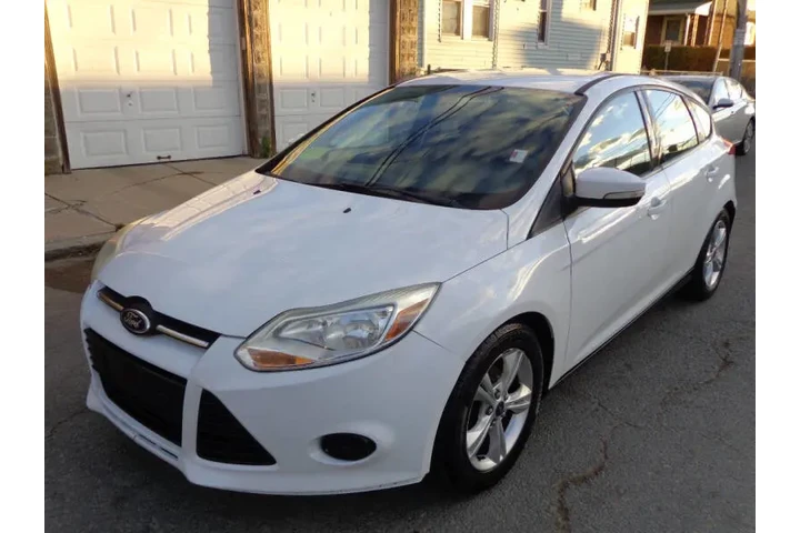$5450 : 2014 Focus SE image 9