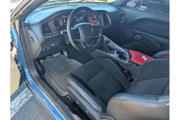 $29050 : Dodge Challenger 2022 GT 2dr image 8