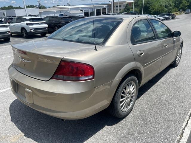 $8998 : PRE-OWNED 2004 CHRYSLER SEBRI image 7