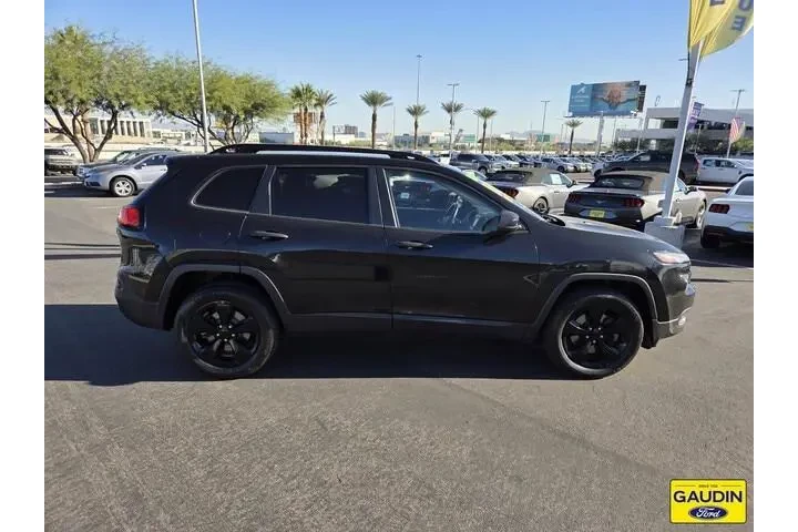 $8777 : Jeep Cherokee 2016 4x4 Sport image 9
