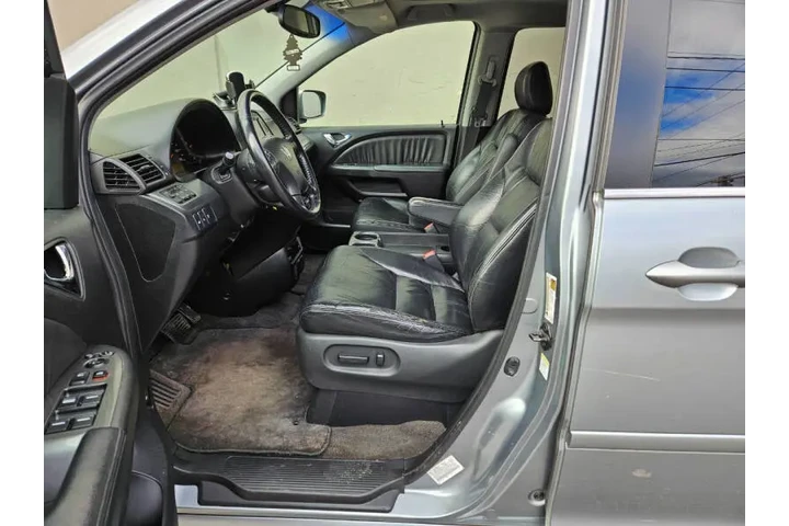 $3999 : 2006 Odyssey Touring w/DVD w/ image 9