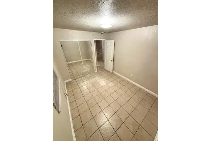 $2700 : L.A.  SE RENTA CASA image 6