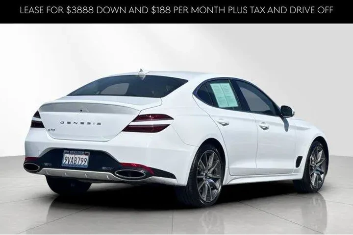 $37680 : Genesis G70 2026 2.5T Standa image 5