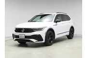 $25998 : Volkswagen Tiguan 2023 SE R- thumbnail