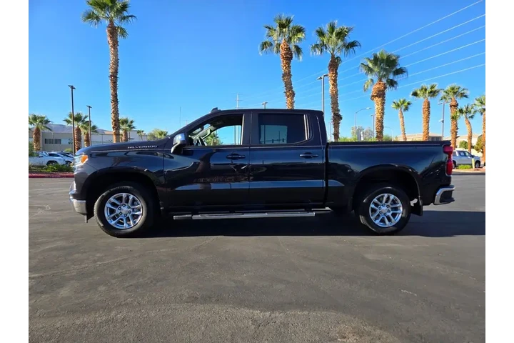 $33240 : Chevrolet Silverado 1500 202 image 3
