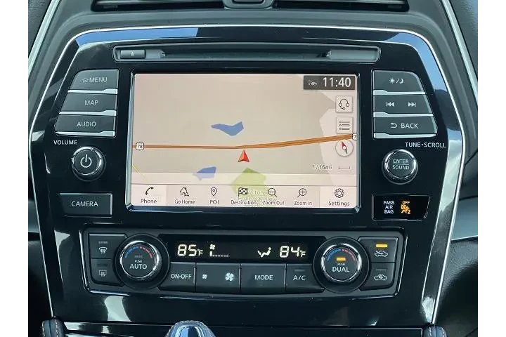 $27998 : Nissan Maxima 2021 3.5 SR 4d image 6