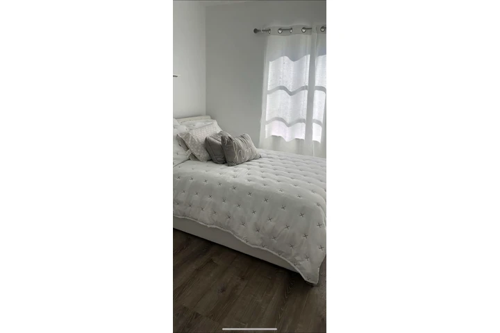 $1000 : Se renta habitación amueblada image 5