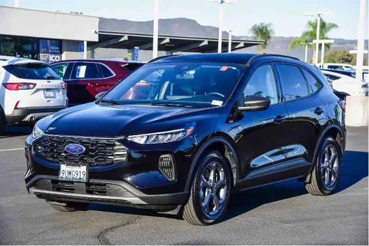 $36805 : Ford Escape Hybrid 2025 ST-L image 3