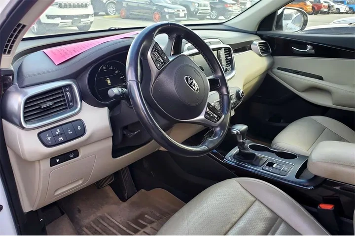$19598 : Kia Sorento 2019 EX Sport 4d image 9
