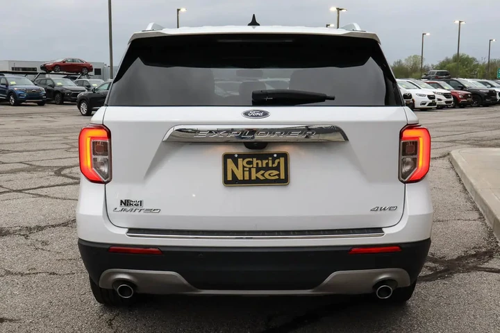 $25988 : 2021 Explorer Limited 4WD image 5