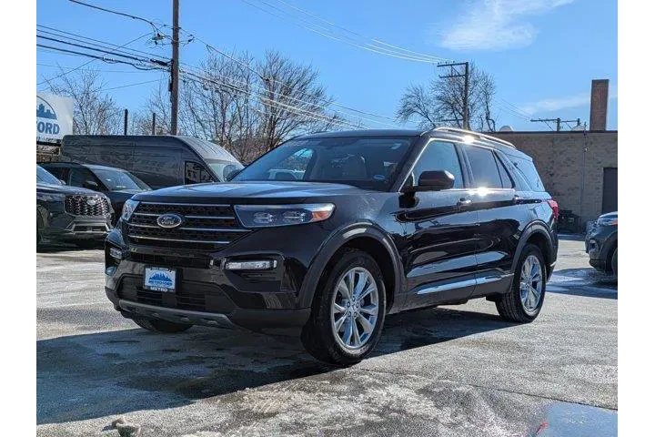 $32997 : Ford Explorer 2023 AWD XLT 4 image 8