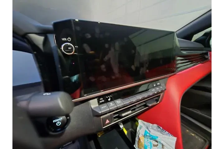 $35900 : Toyota Camry 2025 XSE 4dr Se image 9