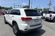 $23900 : 2019 Grand Cherokee Limited 2 thumbnail