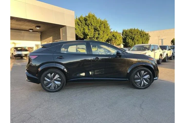 $25495 : Nissan Ariya 2024 AWD Engage image 8