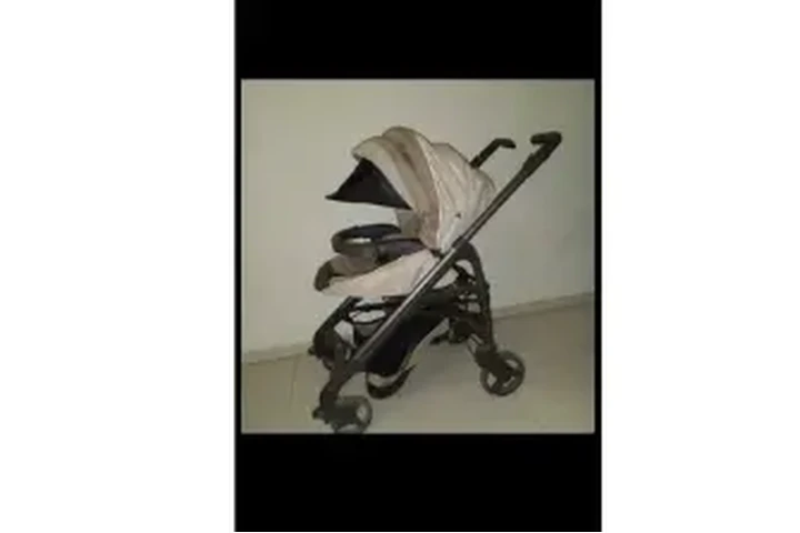 $5000 : Carriola chicco 3 en 1 image 4