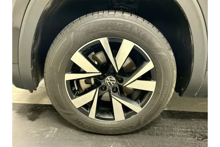 $22900 : Volkswagen Atlas Cross Sport image 8