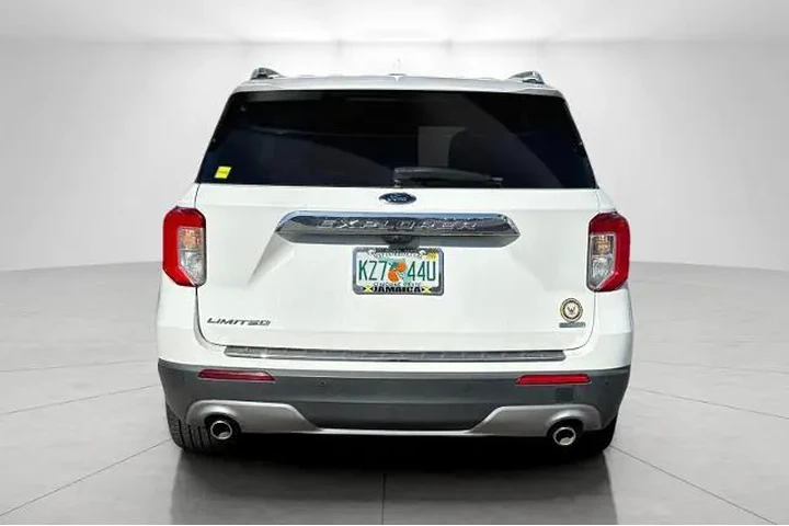 $18995 : Ford Explorer 2020 Limited 4 image 3