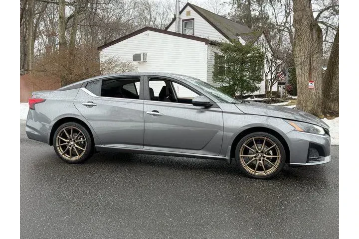 $18495 : Nissan Altima 2023 AWD 2.5 S image 6