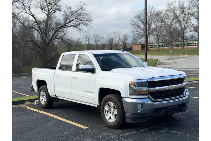 $8999 : 2016 Silverado 1500 LT image 4
