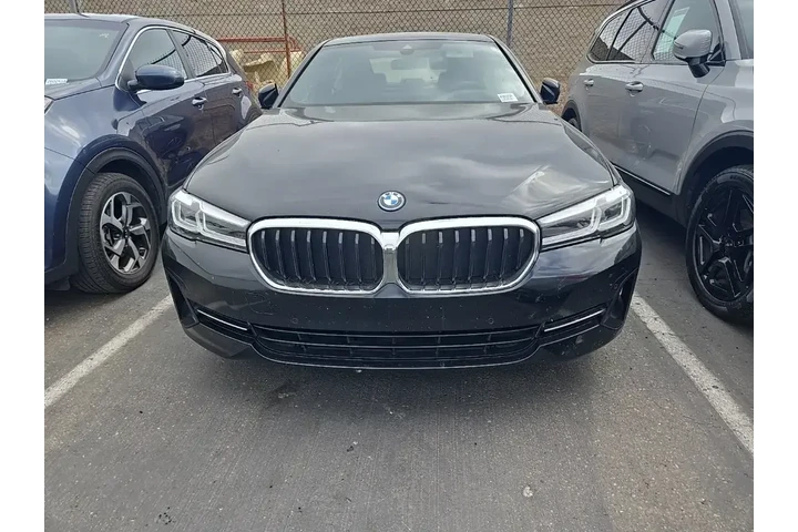 $28933 : BMW 5 Series 2023 AWD 530e x image 2