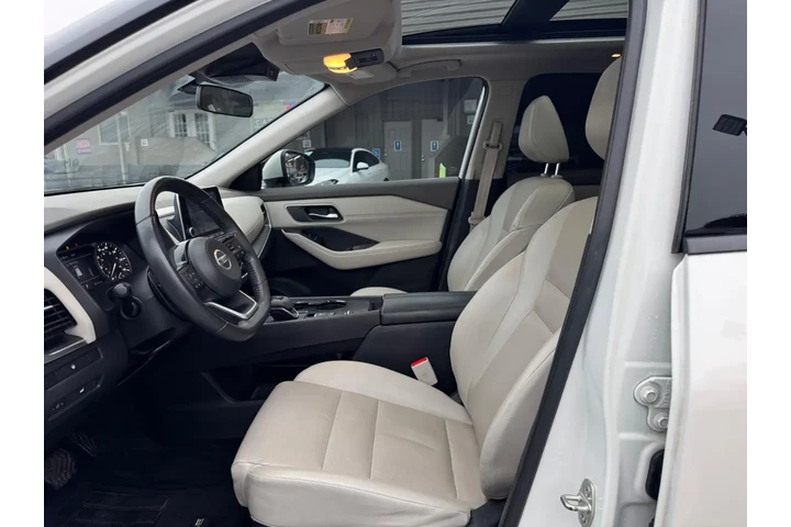 2021 Rogue SV image 7