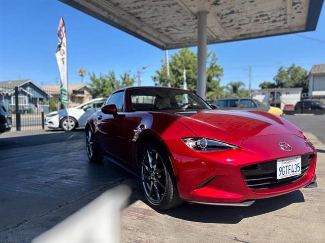 2018 MX-5 Miata RF Grand Tour image 4