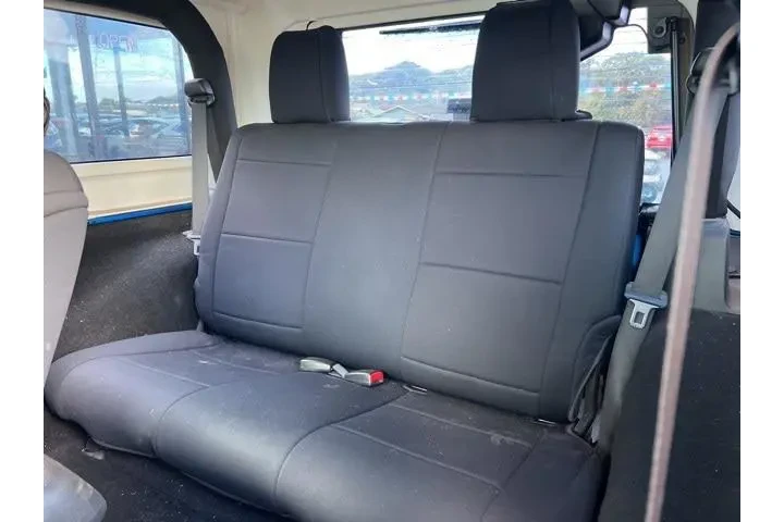 $20500 : Jeep Wrangler 2015 4x4 Sport image 9