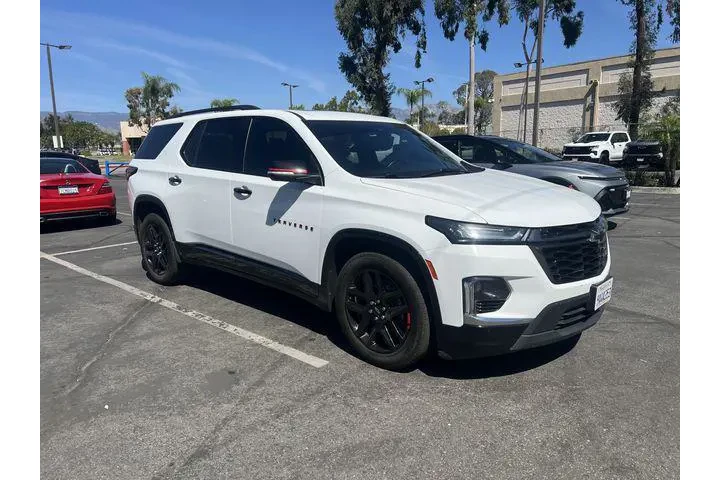 $31586 : Chevrolet Traverse 2022 4x4 image 3