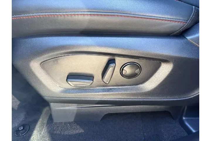 $39893 : Ford Explorer 2025 AWD ST-Li image 8