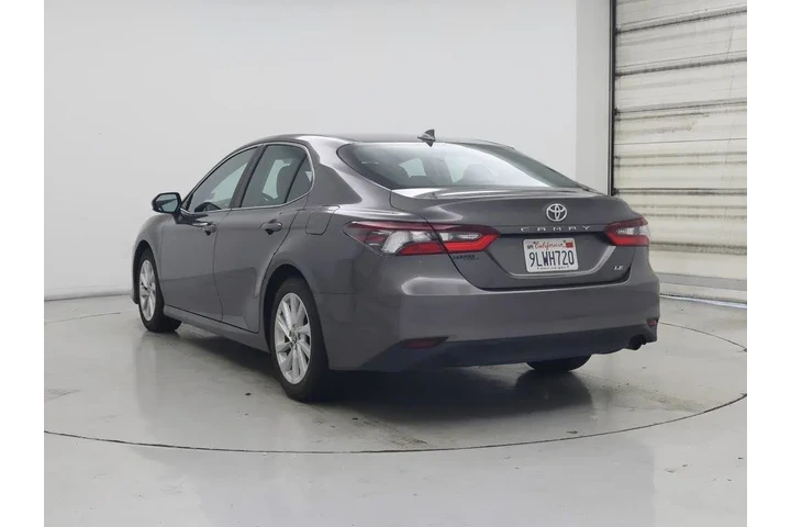 $25998 : Toyota Camry 2024 LE 4dr Sed image 2