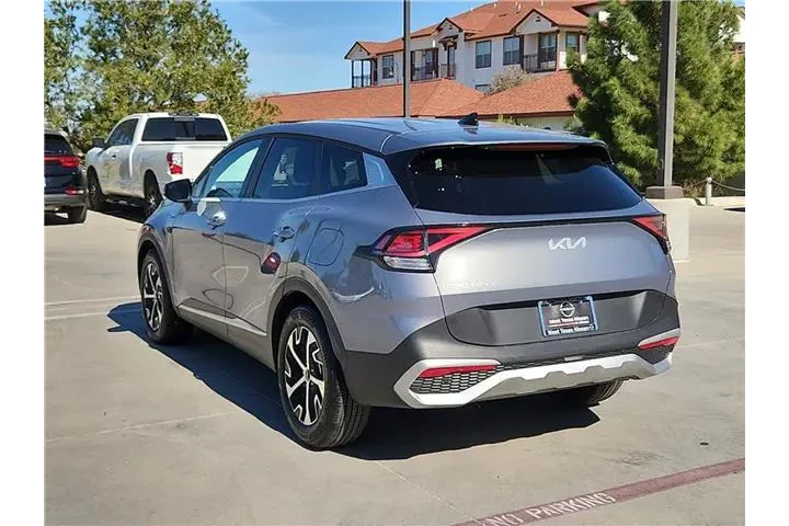 $27980 : Kia Sportage 2024 EX 4dr SUV image 3