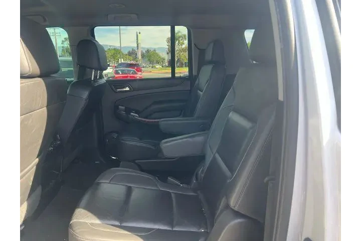 $33991 : Chevrolet Suburban 2019 4x4 image 7