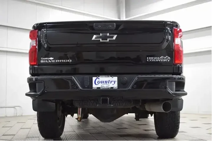 $63777 : Chevrolet Silverado 3500HD 2 image 6