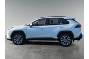$29175 : Toyota RAV4 2022 XLE Premium thumbnail