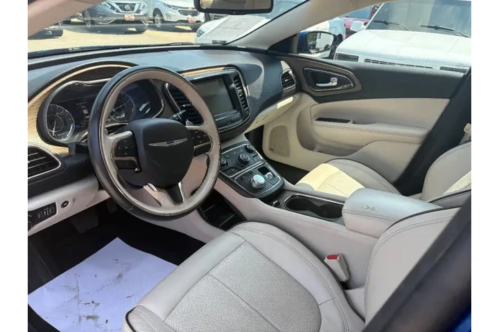 $3950 : 2016 200 C image 7