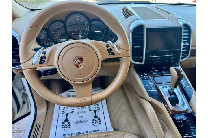 $11495 : 2012 CAYENNE image 9