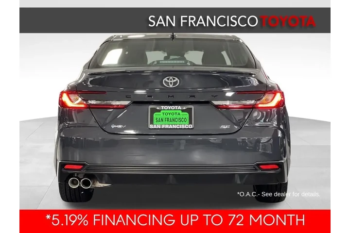 $31990 : Gold Certified 2026 Camry SE image 4